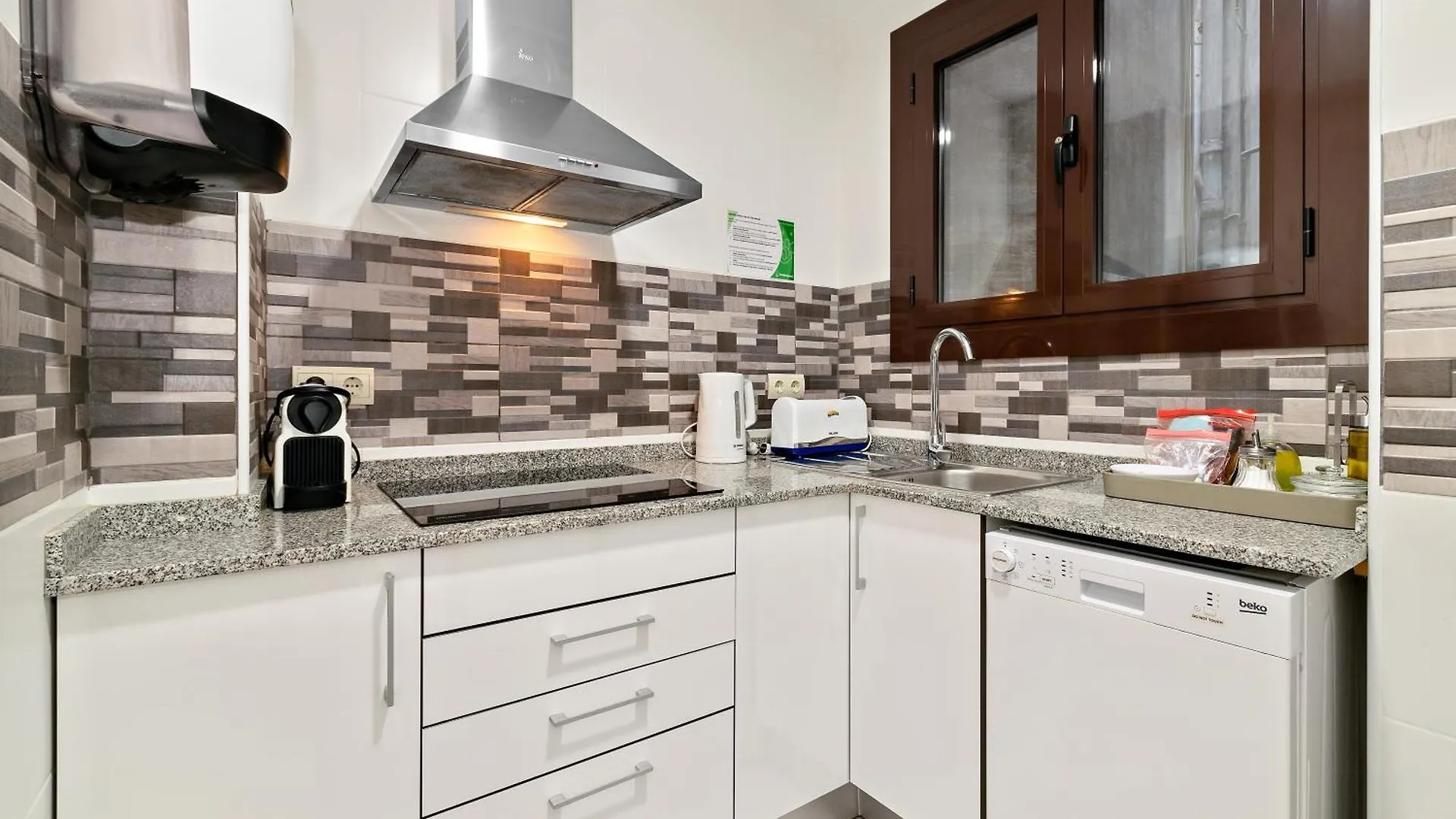 Suite Home Sagrada Familia Barcelona Apartment
