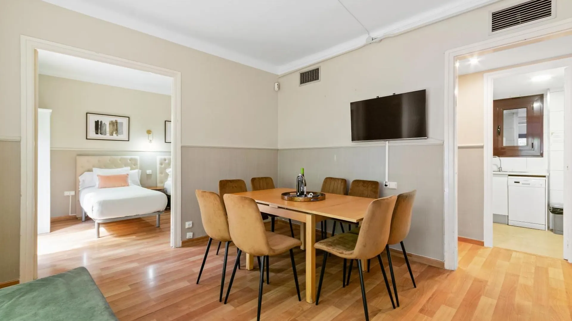 Suite Home Sagrada Familia Barcelona Apartment