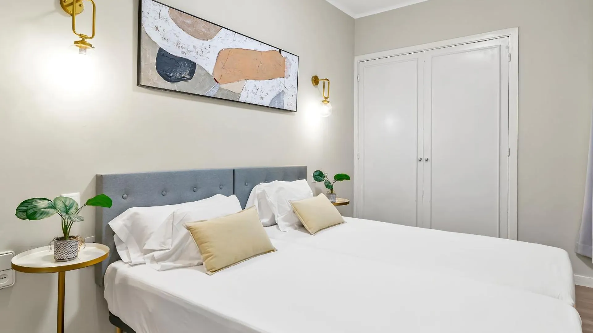 Suite Home Sagrada Familia Barcelona Apartment