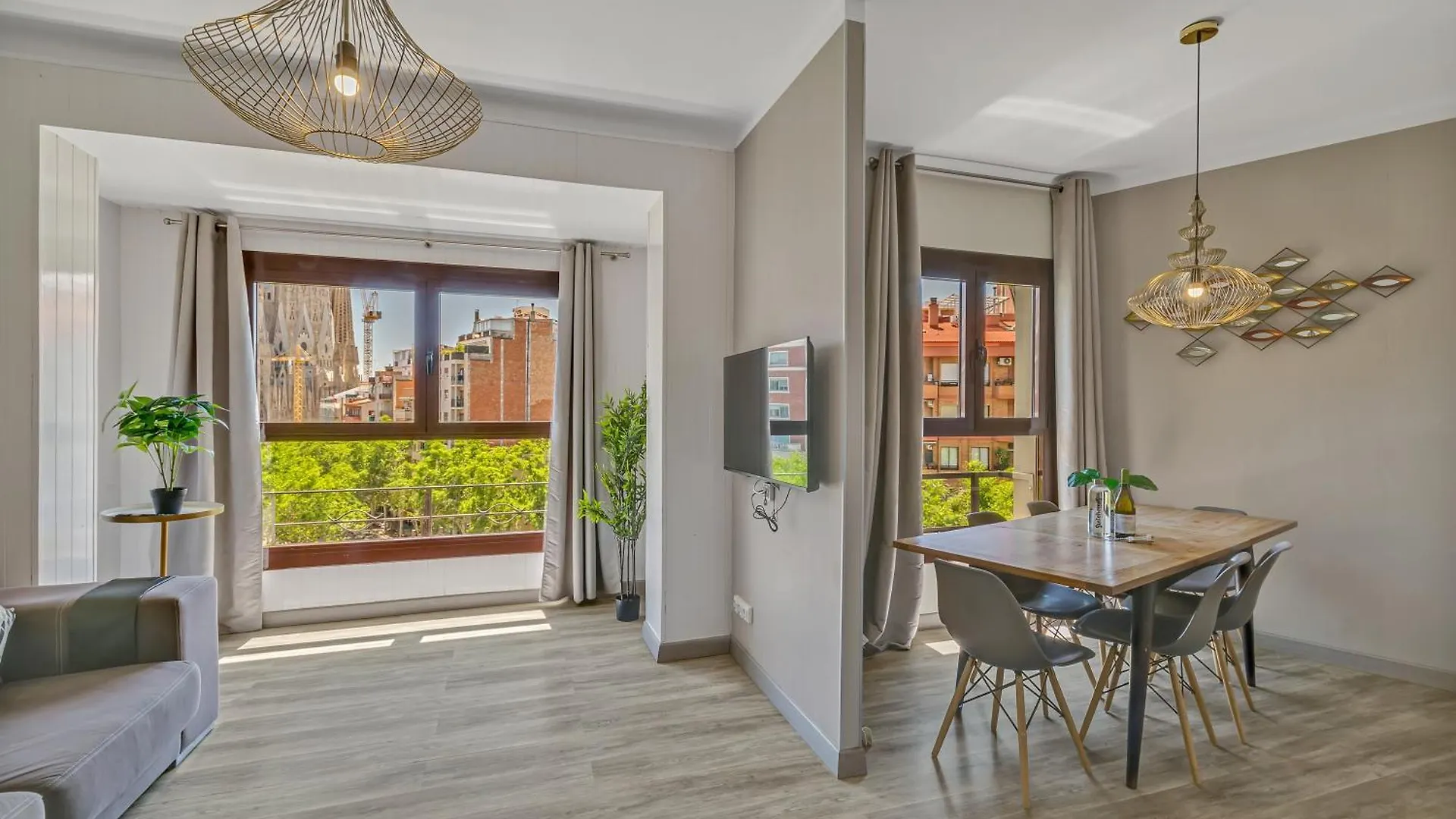 Apartment Suite Home Sagrada Familia Barcelona Spain