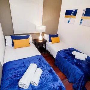 Victoria Center Apartment