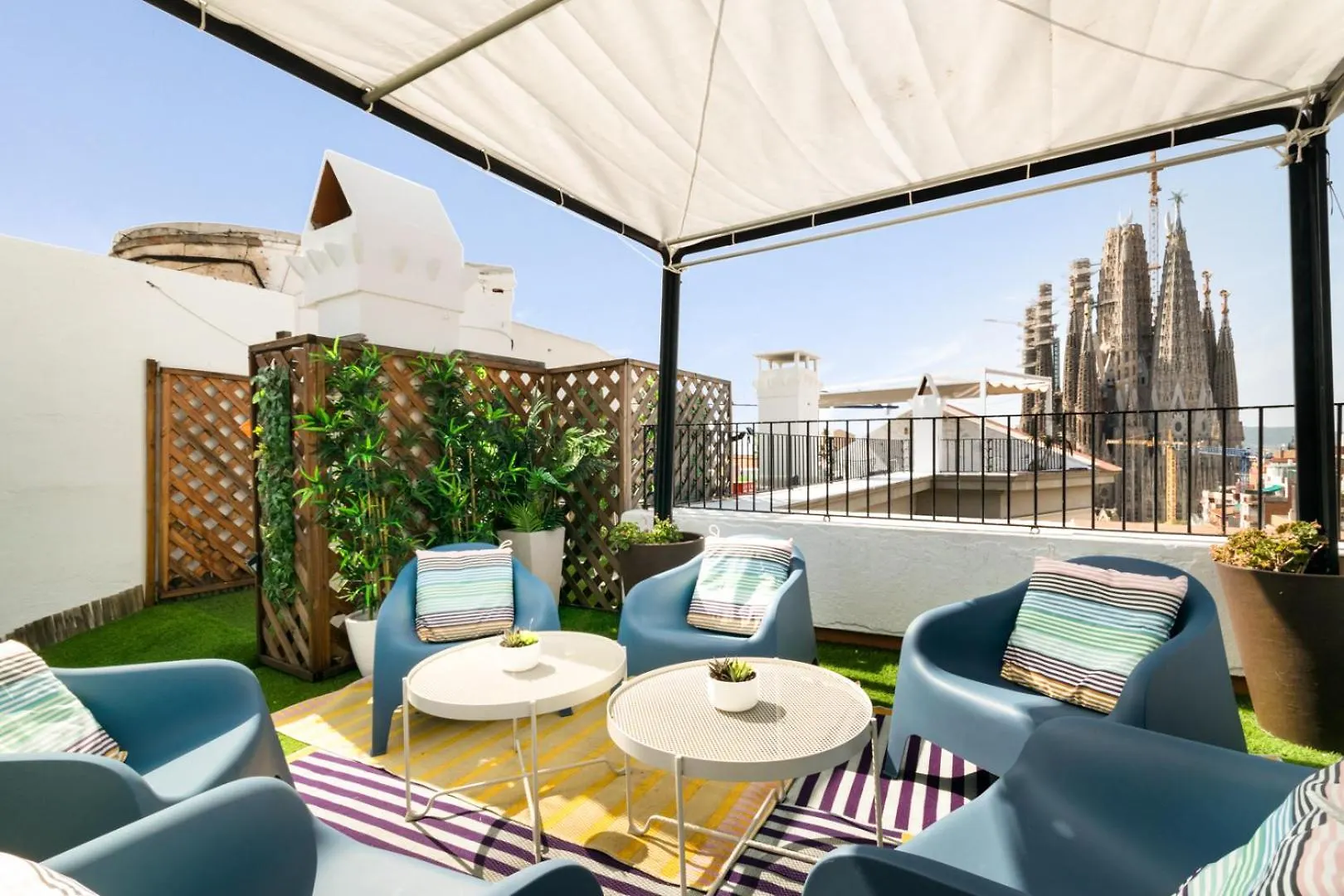 Suite Home Sagrada Familia contacts