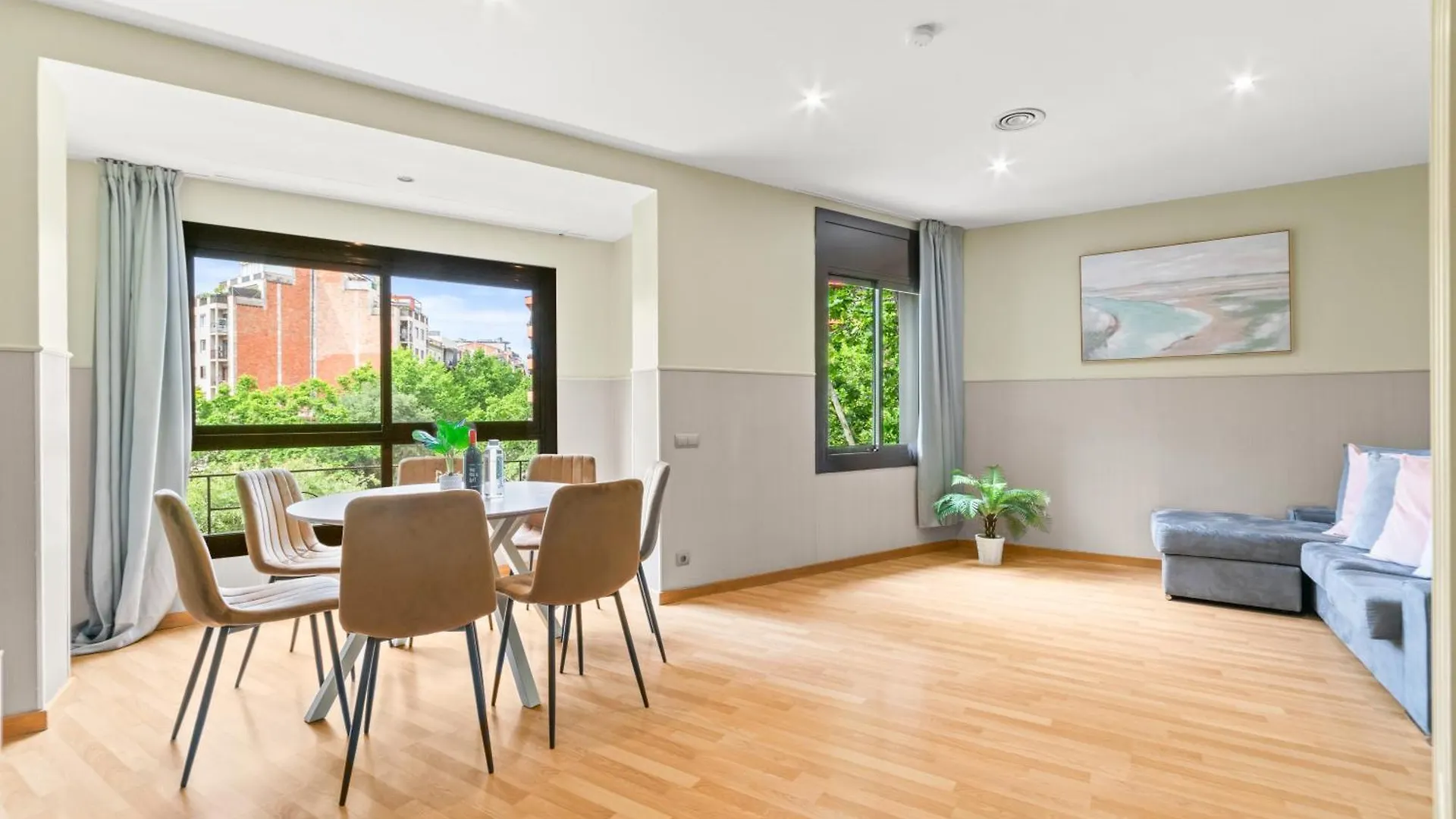 Suite Home Sagrada Familia Barcelona Apartment