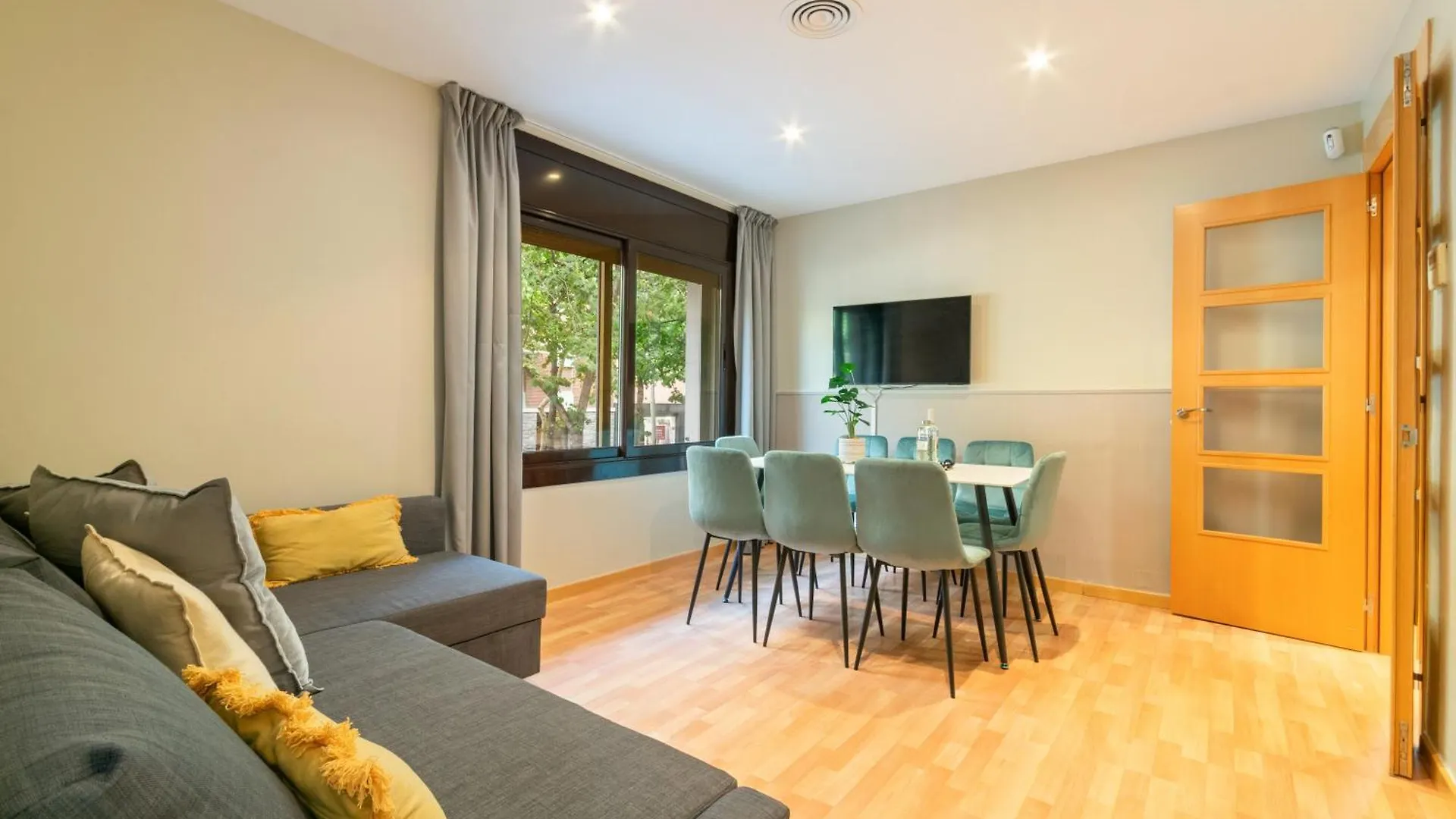 Suite Home Sagrada Familia Barcelona Apartment